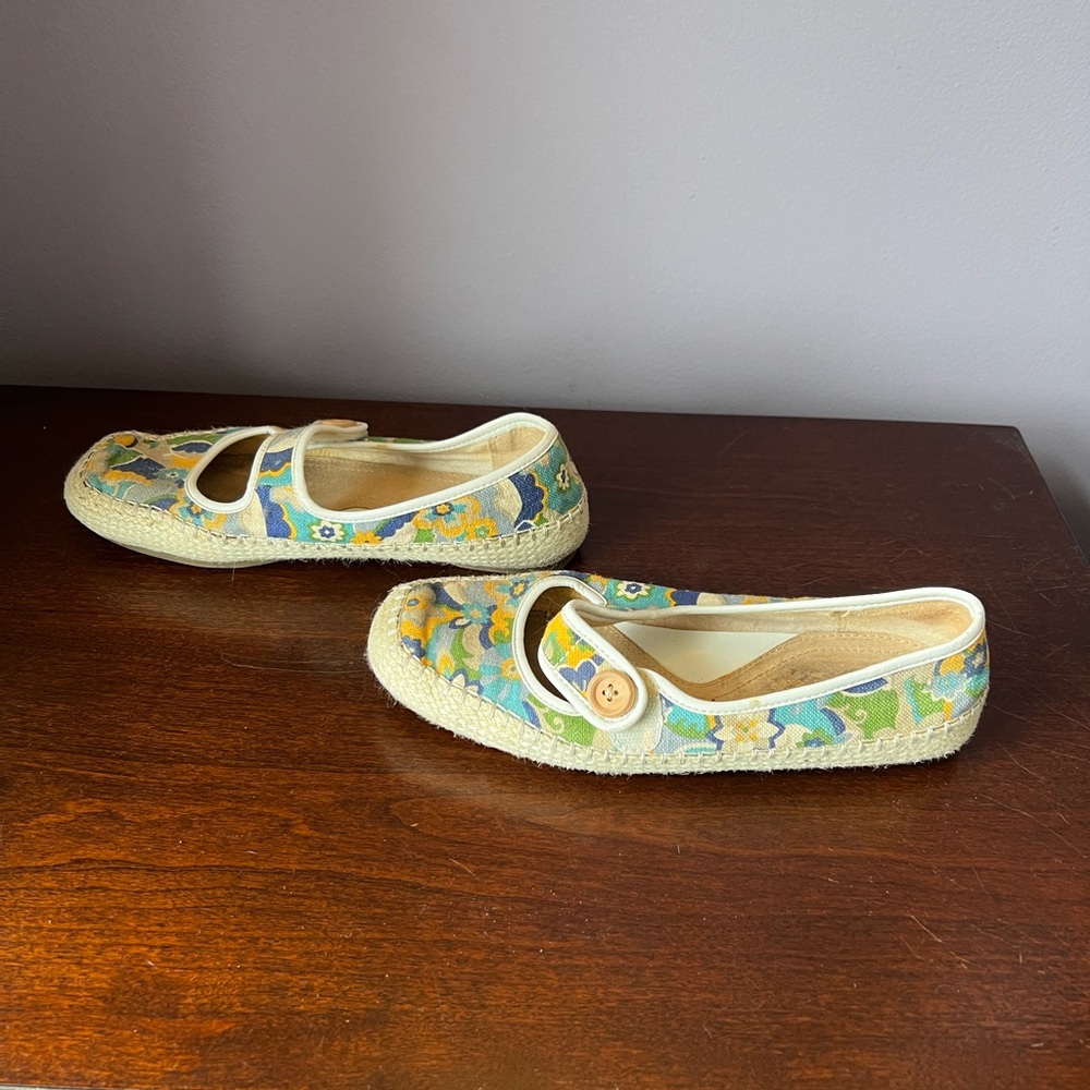 What's What Floral Mary Jane Flats Women's size 6.5 GUC - Picture 5 of 7